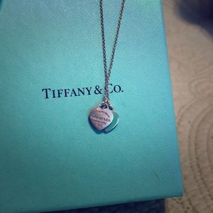 Tiffany’s double heart necklace